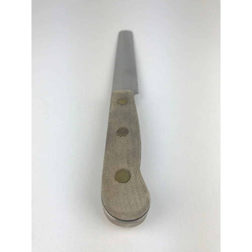 Chicago Cutlery BT7 Serrated Bread Knife Walnut Wood Handle Kitchen Utensil 7